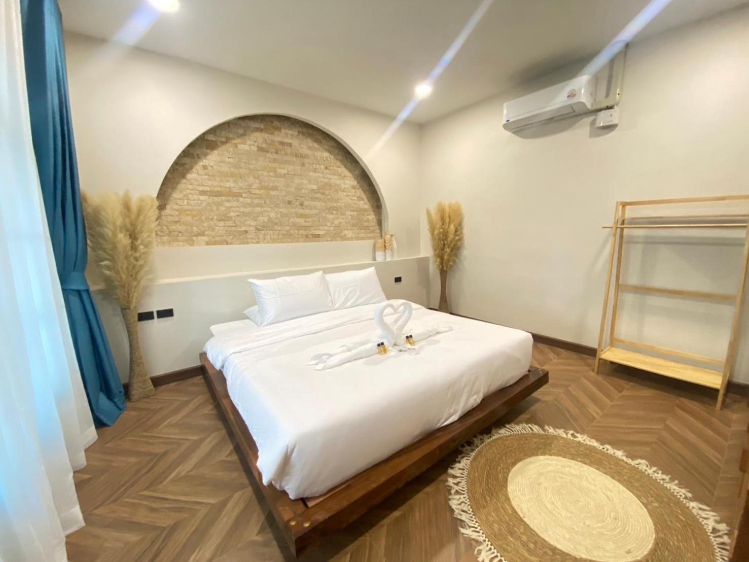 Skybird Lake View Resort&Camping Khaoyai Pak Chong Exterior foto