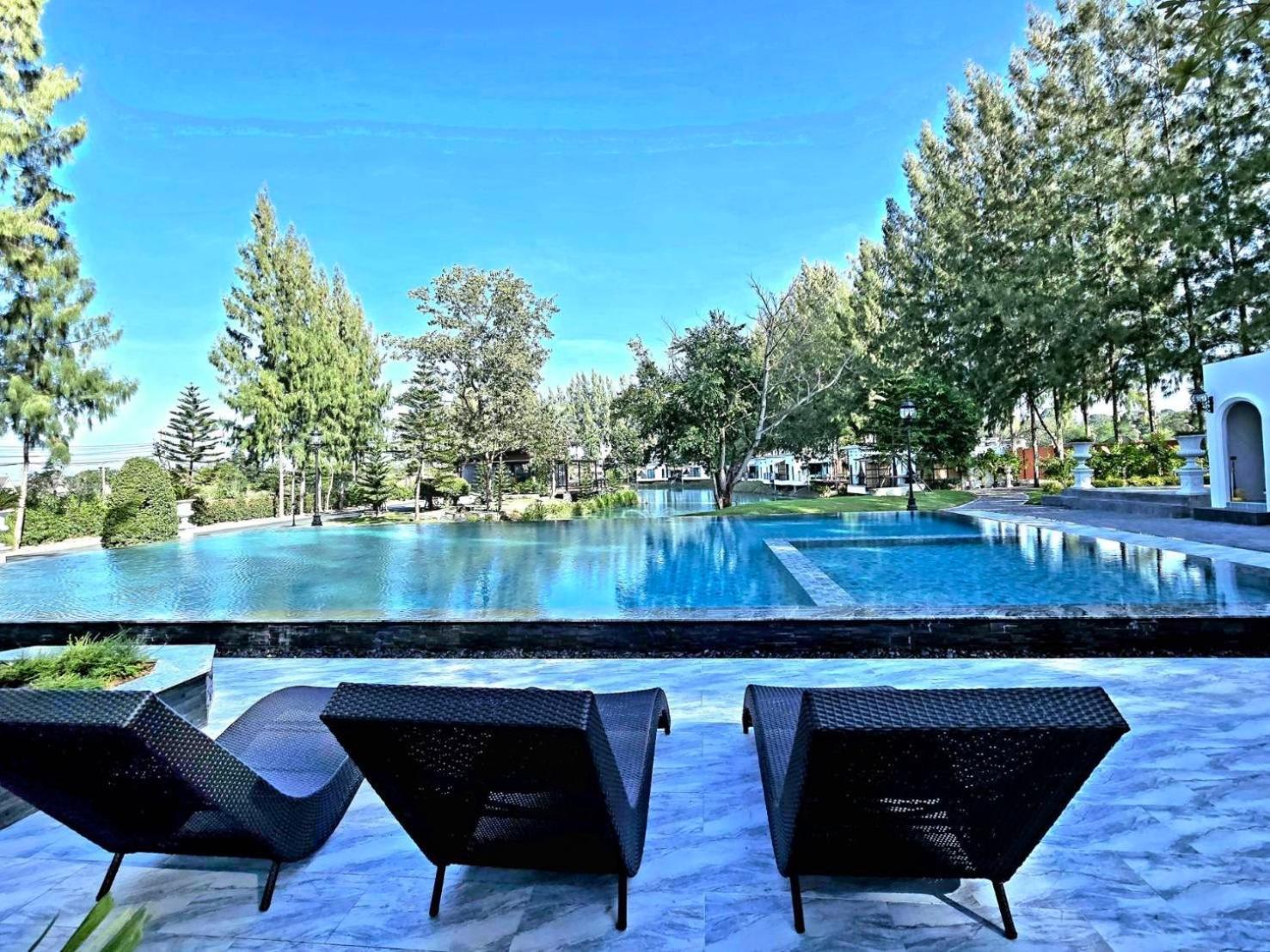 Skybird Lake View Resort&Camping Khaoyai Pak Chong Exterior foto